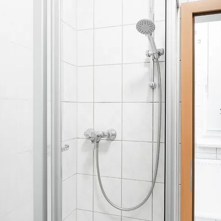 Schaebu! Im Herzen Von Κότμπους