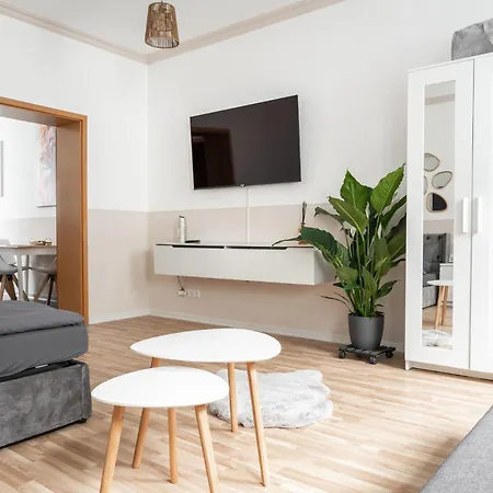 Schaebu! Im Herzen Von *